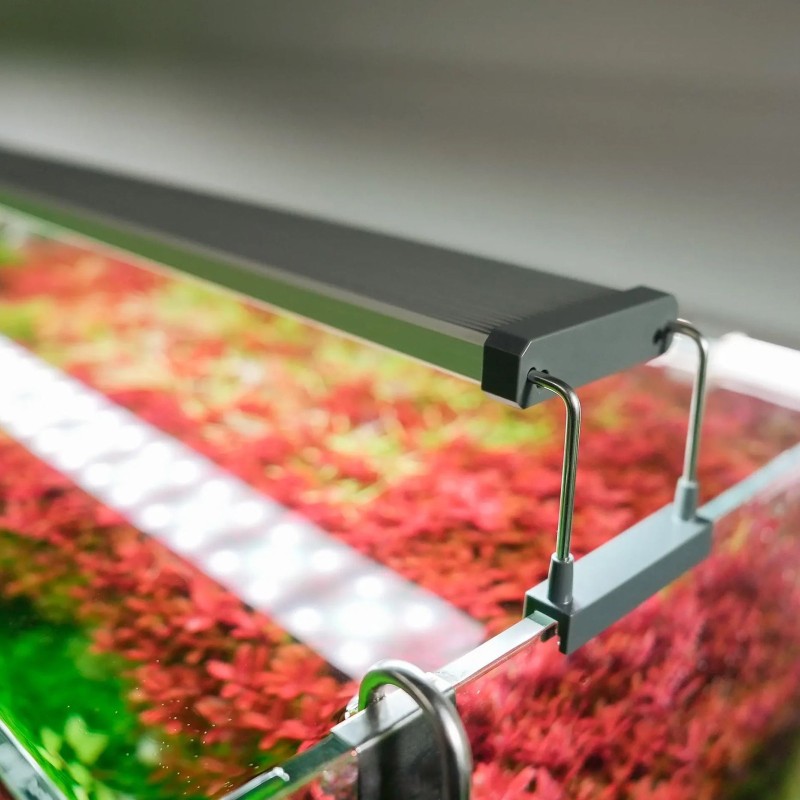 Світильник Chihiros B-Series B60 LED 60-80 см розумне RGB-освітлення для акваріума